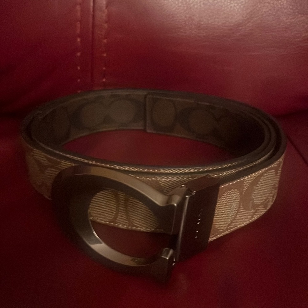 Men’s Coach belt